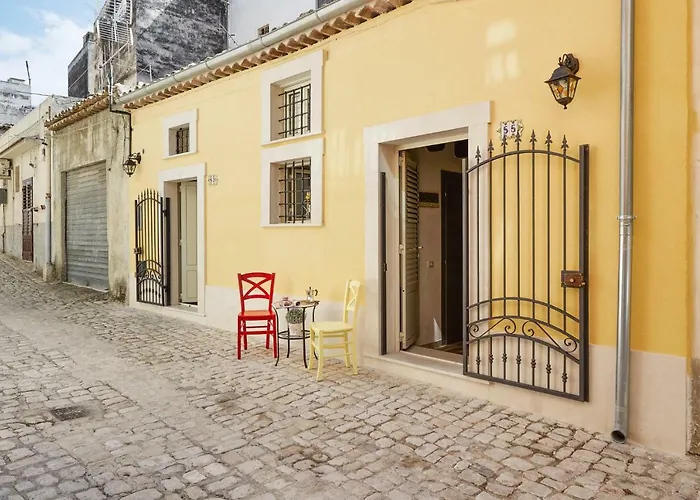 Les Petites Maisons D'elise * Scicli