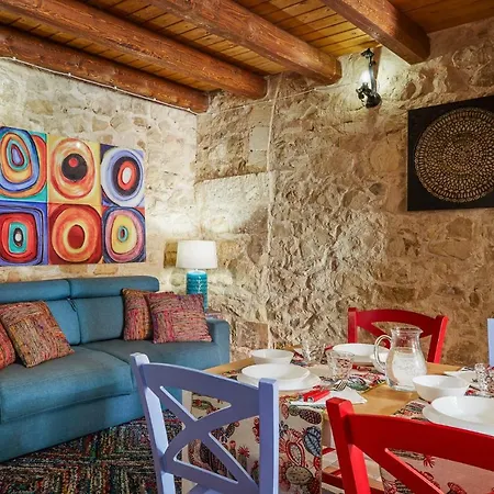 Les Petites Maisons D'elise 아파트 *